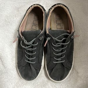 Hey Dude Karina Size 7